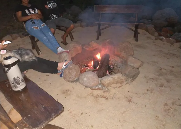 Figueira Do Rio Do Boi Chale Ametista Vila Praia Grande 