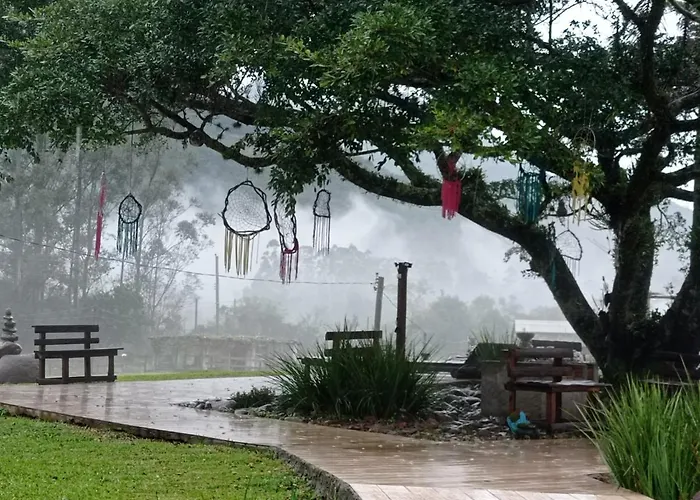 Figueira Do Rio Do Boi Chale Ametista Vila Praia Grande 